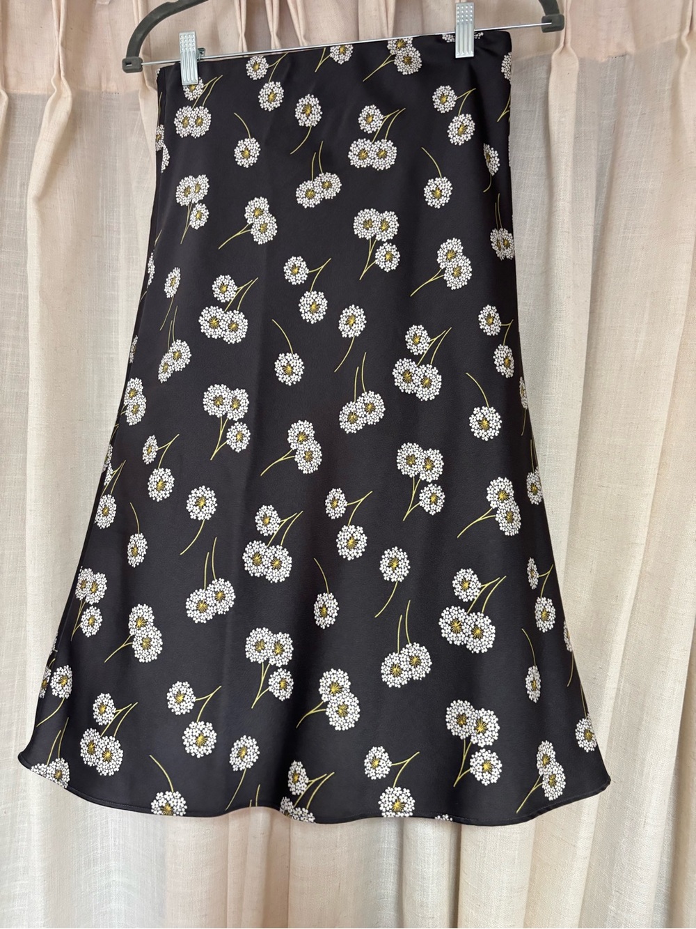 LOFT satin midi skirt with dandelion/daisy floral print